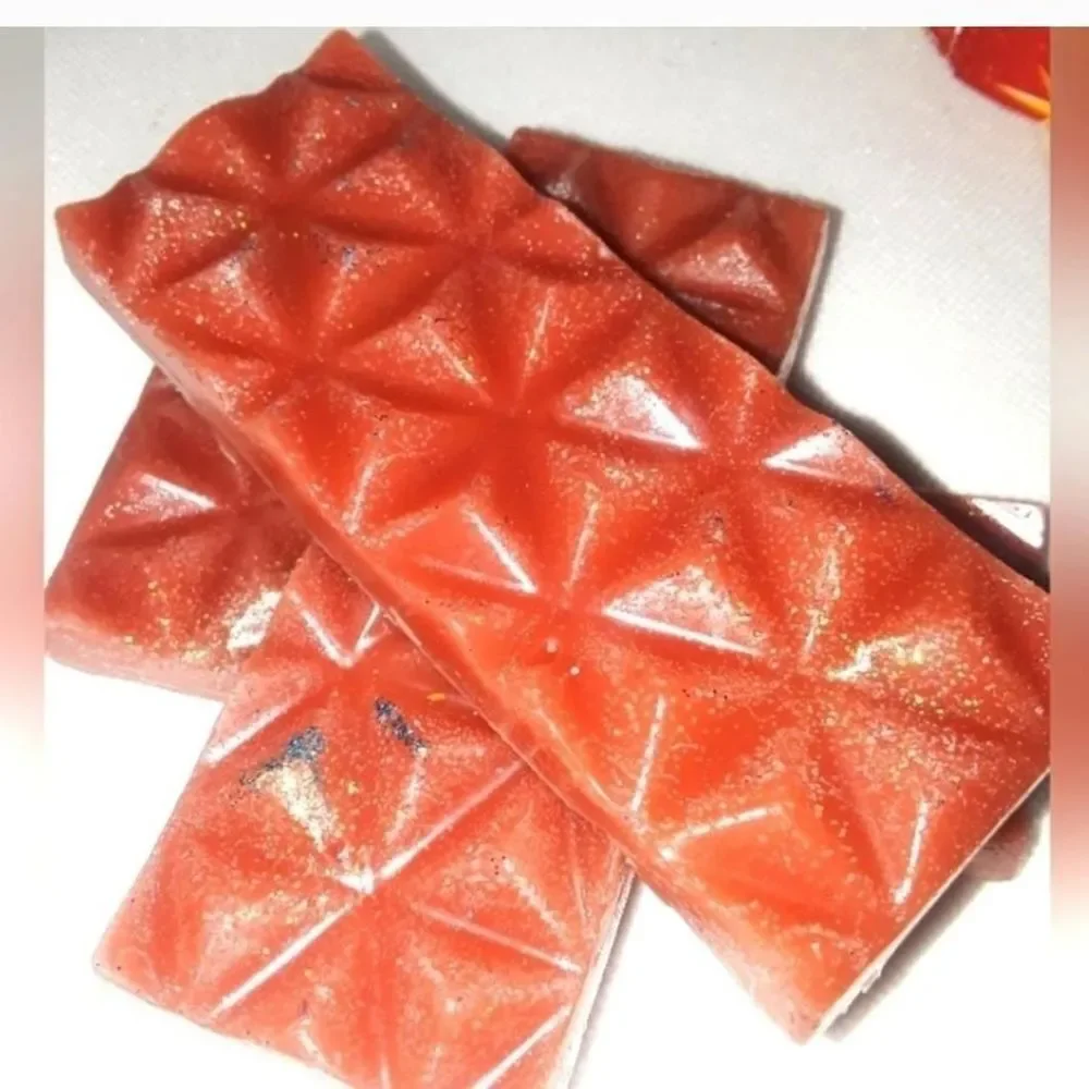 hand crafted sneaky link waxmelt
